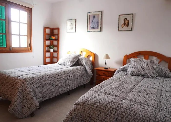 Costa, Cerca De La Playa Y Comercios. * Costa Teguise