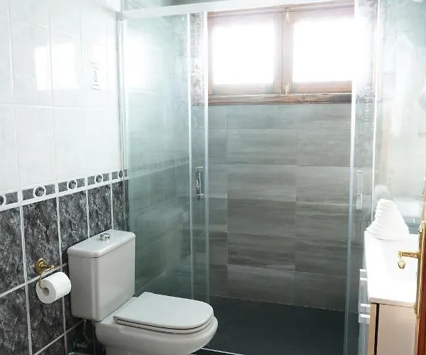 Costa, Cerca De La Playa Y Comercios. Apartamento *